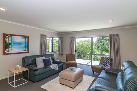 Photo of property in 355 Te Horo Beach Road, Te Horo Beach, Otaki, 5581