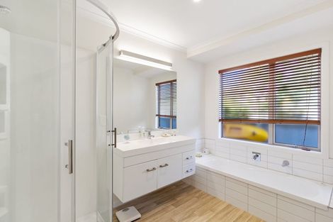 Photo of property in 135 Main Road, Pleasant Point, 7903