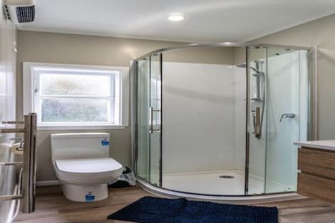 Photo of property in 94 Nicholson Road, Khandallah, Wellington, 6035