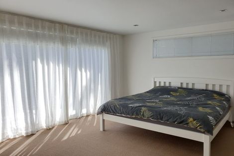 Photo of property in 72 Churchill Road, Murrays Bay, Auckland, 0630