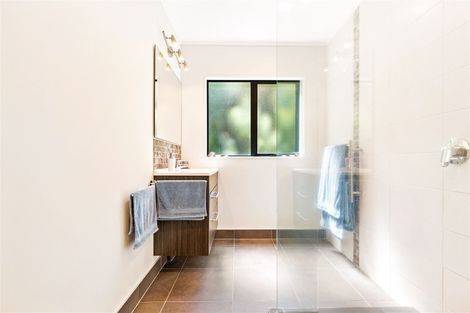 Photo of property in 43c Taioma Crescent, Te Atatu Peninsula, Auckland, 0610