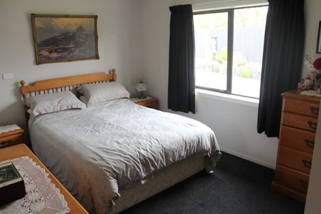 Photo of property in 2 Joll Street, Waitara, 4383