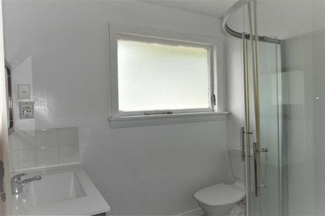 Photo of property in 8 Clonbern Place, Upper Riccarton, Christchurch, 8041