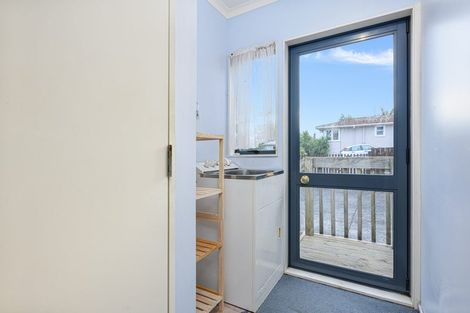 Photo of property in 18a Poto Street, Te Atatu South, Auckland, 0610