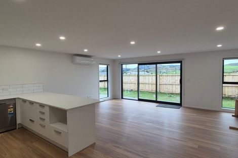 Photo of property in 8 Allan Avenue, Makauri, 4071