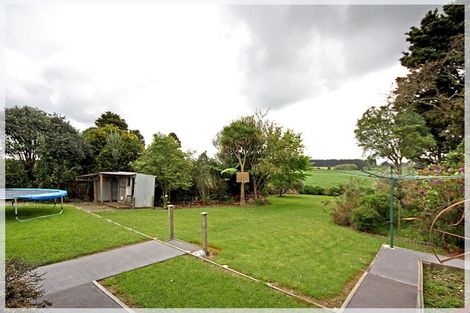 Photo of property in 54 Kawiu Road, Levin, 5510