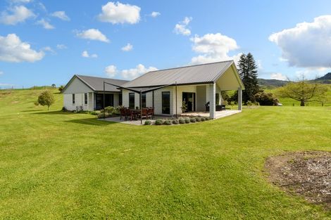 Photo of property in 136b Kumikumi Road, Lower Kaimai, Tauranga, 3171