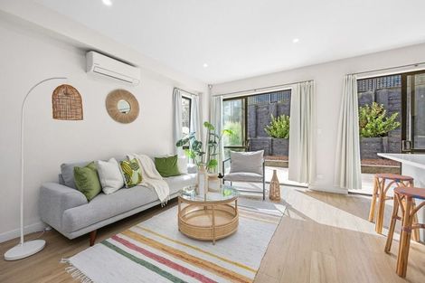 Photo of property in 15 Mita Road, Silverdale, 0932