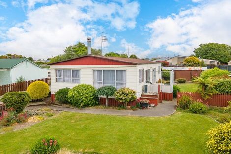 Photo of property in 22 Avenue Road, West End, Timaru, 7910