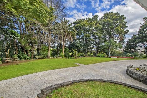 Photo of property in 2 Memorial Drive, Parahaki, Whangarei, 0112