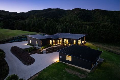 Photo of property in 84 Robert Hastie Drive, Mangawhai, 0573