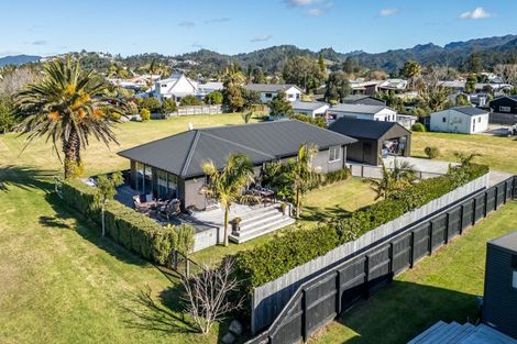 Photo of property in 40 Tairua Palms Place, Tairua, 3508