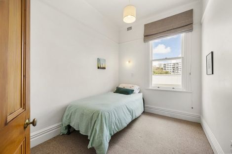 Photo of property in 30 Roy Street, Newtown, Wellington, 6021