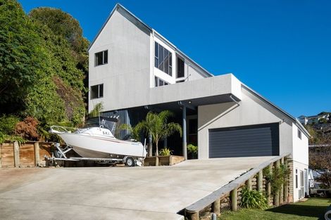 Photo of property in 13 Amner Place, Bluff Hill, Napier, 4110
