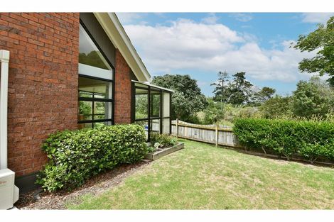 Photo of property in 8 Bellbird Place, Orewa, 0931