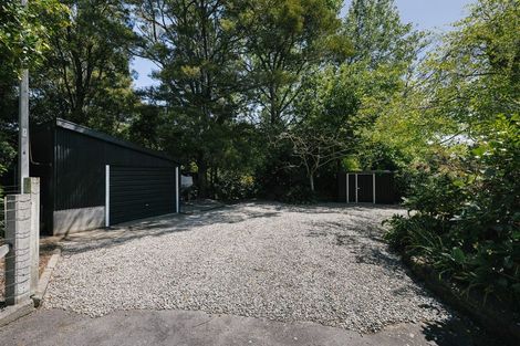 Photo of property in 200 Aokautere Drive, Fitzherbert, Palmerston North, 4471