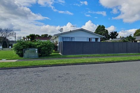 Photo of property in 2 Heaphy Street, Taradale, Napier, 4112