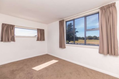 Photo of property in 195 Springs Road, Hornby, Christchurch, 8042