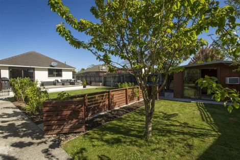 Photo of property in 37 Flower Street, Bryndwr, Christchurch, 8053