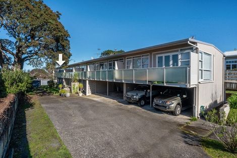 Photo of property in 5/77 Old Lake Road, Narrow Neck, Auckland, 0624