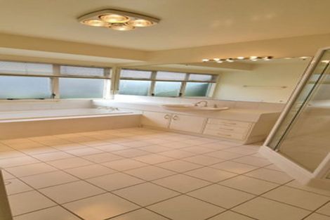 Photo of property in 118 Meadowland Drive, Somerville, Auckland, 2014