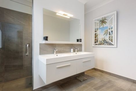 Photo of property in 324 Lakes Boulevard, Pyes Pa, Tauranga, 3112