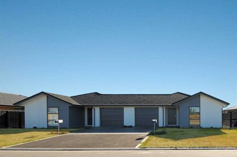 Photo of property in 19 Ragley Way, Rolleston, 7615