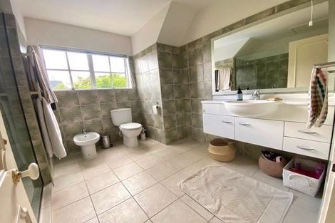 Photo of property in 12 Ewan Place, Taradale, Napier, 4112