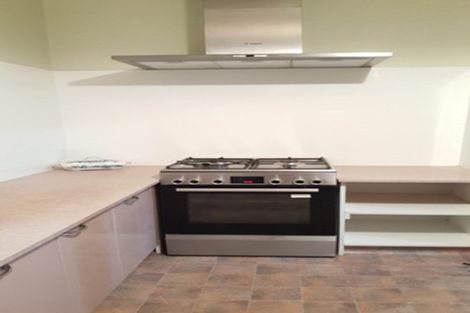 Photo of property in 10 Ramsay Street, Dalmore, Dunedin, 9010