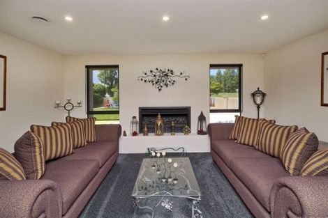 Photo of property in 20 Baltic Place, Northwood, Christchurch, 8051