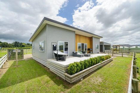 Photo of property in 33 Meavy Lane, Ashhurst, Palmerston North, 4470