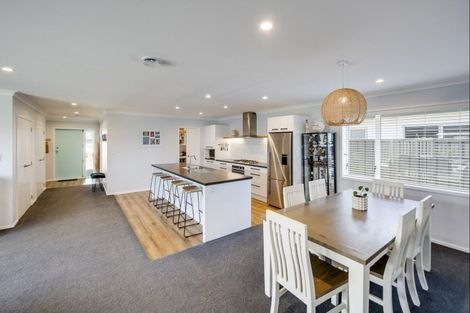 Photo of property in 26 Hurunui Drive, Te Awa, Napier, 4110