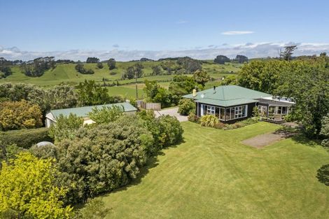 Photo of property in 804 Egmont Road, Hillsborough, New Plymouth, 4372