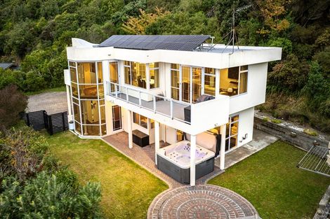Photo of property in 6 Iona Place, Papakowhai, Porirua, 5024