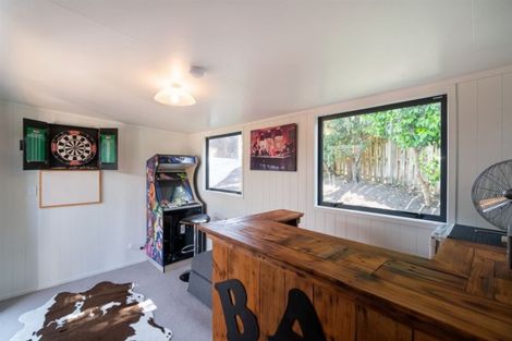 Photo of property in 7 Theodora Place, Mairangi Bay, Auckland, 0630