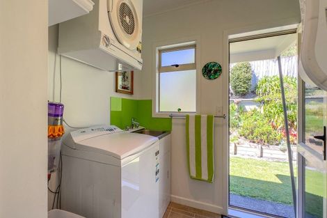 Photo of property in 108 Brunton Crescent, Thames, 3500