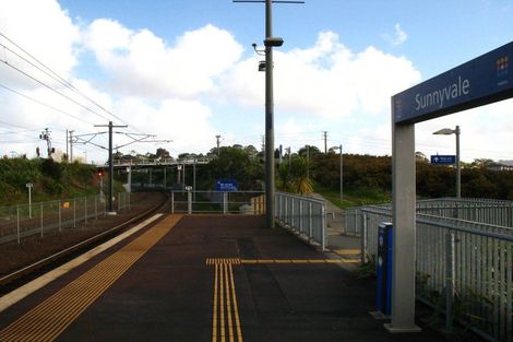 Photo of property in 7 Rangeview Road, Sunnyvale, Auckland, 0612