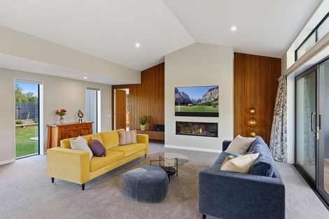 Photo of property in 5 Bressay Way, Waikanae, 5036