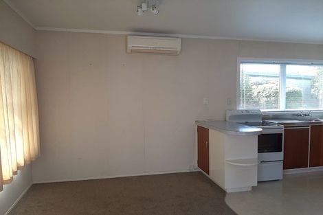 Photo of property in 2/4 Lupton Road, Manurewa, Auckland, 2102