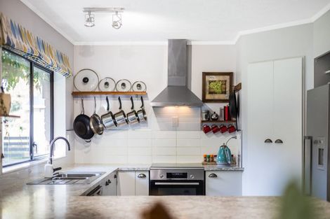 Photo of property in 26 Ngatiawa Road, Reikorangi, Waikanae, 5391