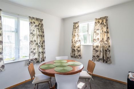 Photo of property in 141a-d Bedford Street, Cannons Creek, Porirua, 5024