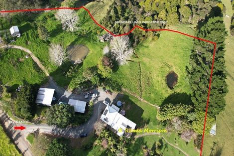 Photo of property in 330 Franklin Road, Paparoa, 0571