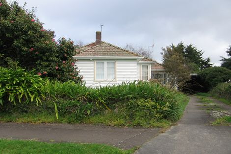 Photo of property in 14 Tweed Street, Roslyn, Palmerston North, 4414