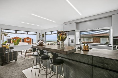 Photo of property in 21 Hine Street, New Plymouth, 4310