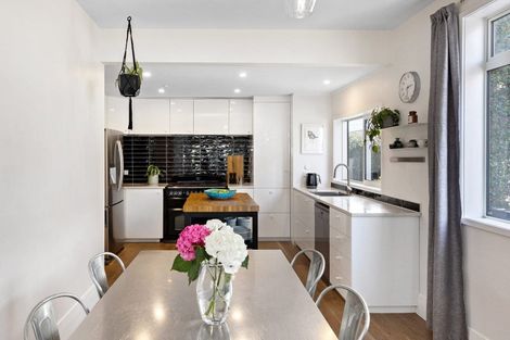 Photo of property in 253 Meola Road, Point Chevalier, Auckland, 1022