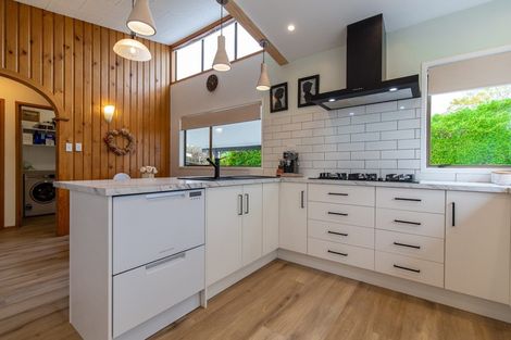 Photo of property in 16 Station Road, Puriri, Thames, 3578