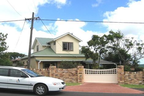 Photo of property in 2/12 Rugby Road, Birkenhead, Auckland, 0626