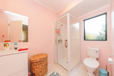 Photo of property in 11 Chiania Place, Somerville, Auckland, 2014