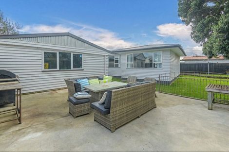 Photo of property in 22 Motuoapa Place, Kelvin Grove, Palmerston North, 4414