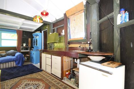 Photo of property in 10 Lavinia Place, Kawau Island, 0920